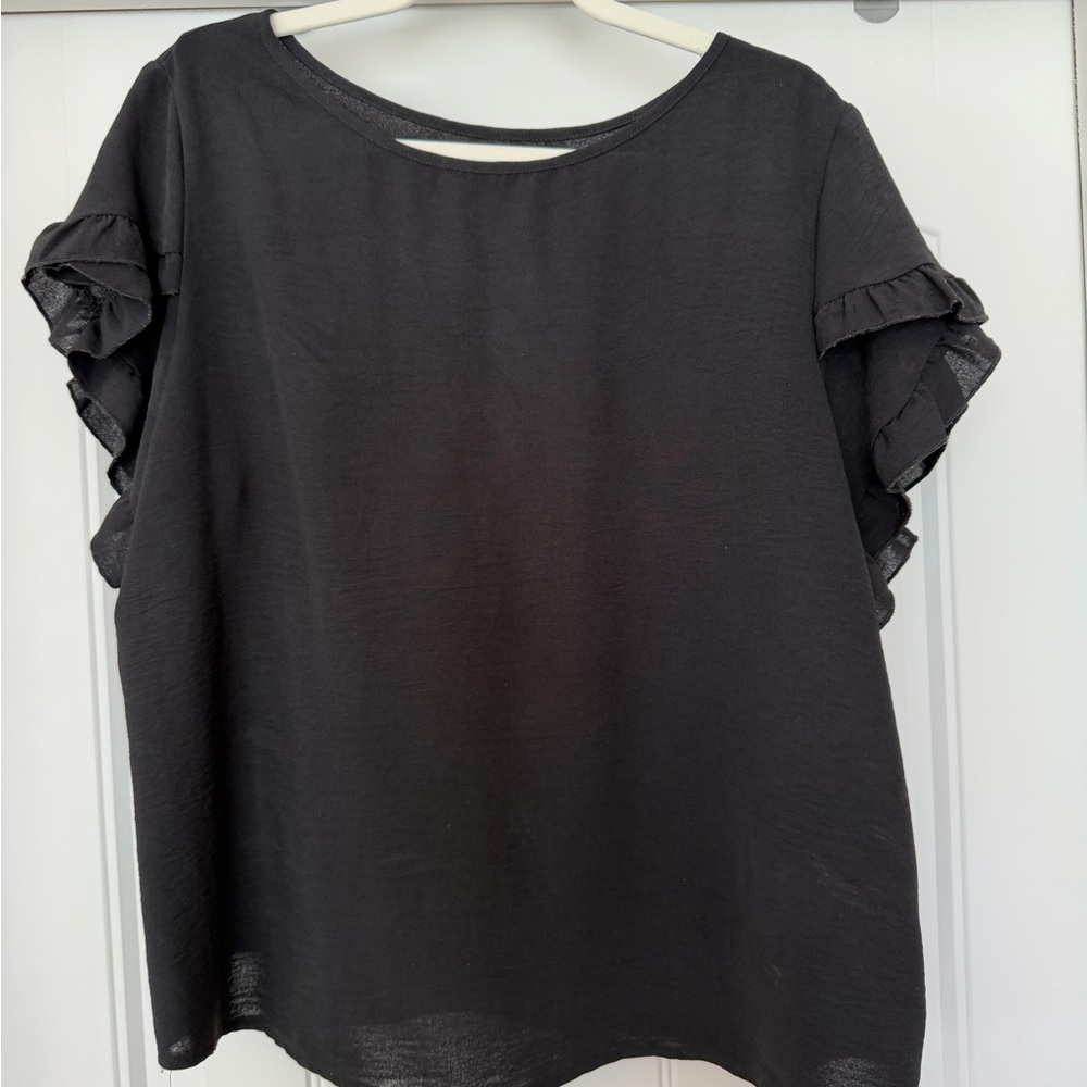 SHEIN Black Ruffle Sleeve Blouse